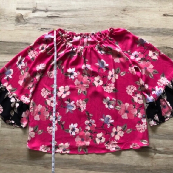 MASSIVE $10 SALE Floral Pink Women's Off Shoulder Top - Picture 4 of 5